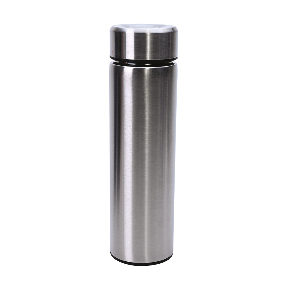Werbeartikel Trinkflasche aus Edelstahl in Silber | personalisierbare Werbeartikel, Werbetassen