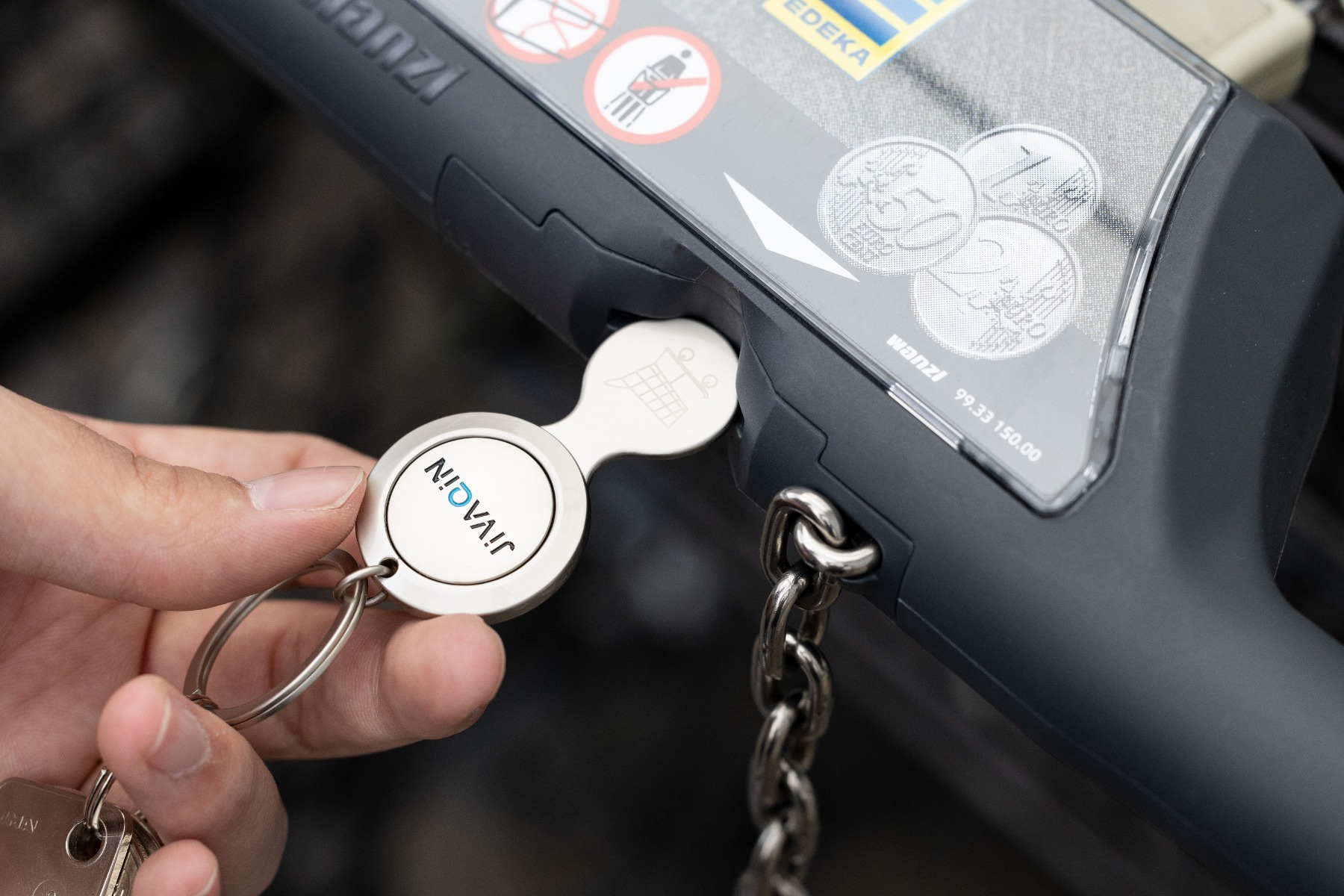 Werbeartikel Einkaufswagenlöser Matt mit Caddy Chip Halter